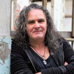Tussen Galaxy en Kayak: de stem die progrock kleur gaf